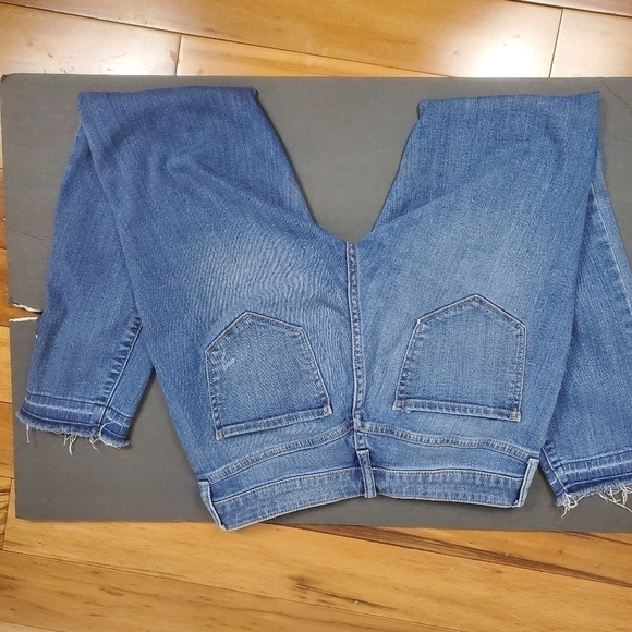 Belle+Sky Skinny Jeans  Distressed Cotton Size 4 - Picture 8 of 11